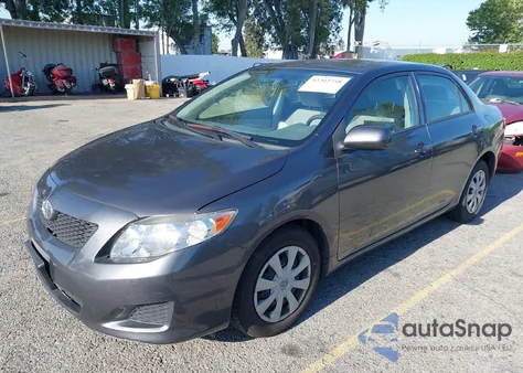 2010 Toyota Corolla Le z USA, uszkodzony, nr VIN JTDBU4EE4AJ072758